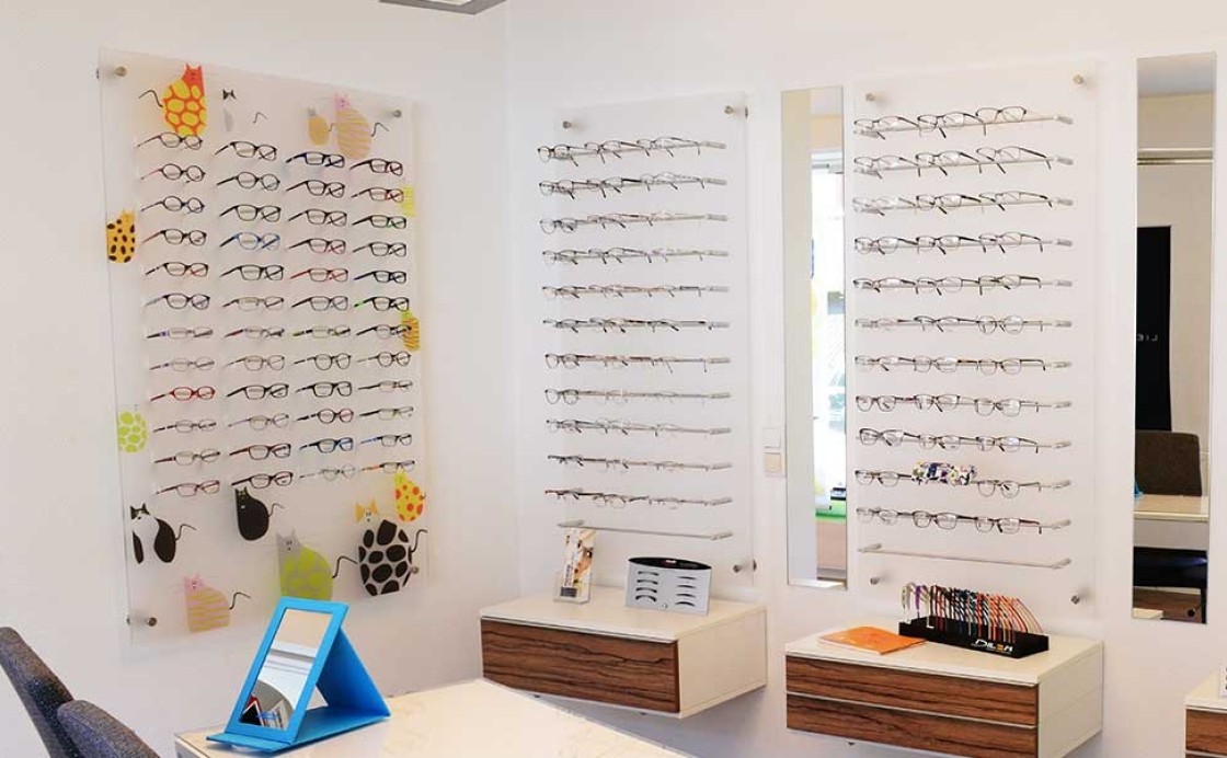 Verkaufsfläche Optik Stamm in Rommerskirchen
